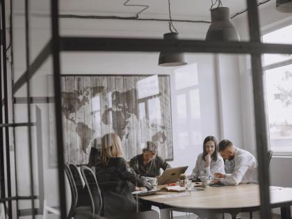 AI Agents in Hedge Fund Operations: Practical Use, Real Risks, and Governance 